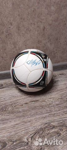 Футбольный мяч Adidas Tango 12 с автографом объявление продам