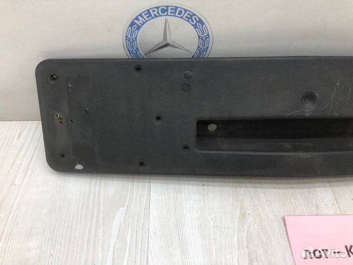 Площадка номерного знака Mercedes W166