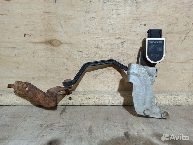 Датчик подвески задний Volvo V40 от 2012