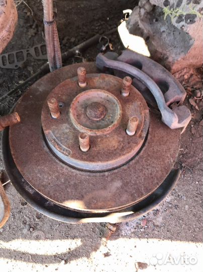 Суппорта на SsangYong Actyon 2.0л/дизель 142л