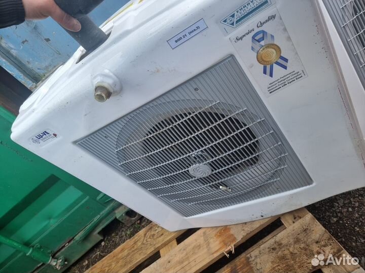 Воздухоохладитель двухпоточный Lu-Ve 3.9 кВт