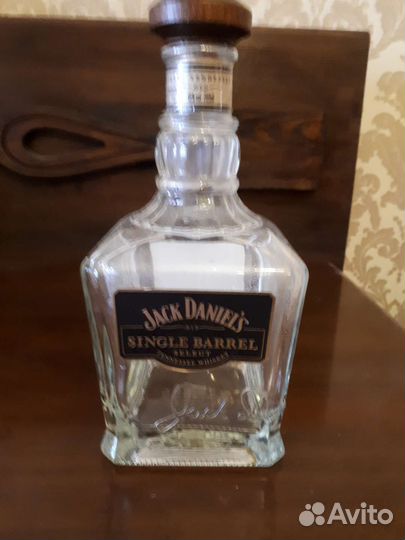 Бутылка стеклянная