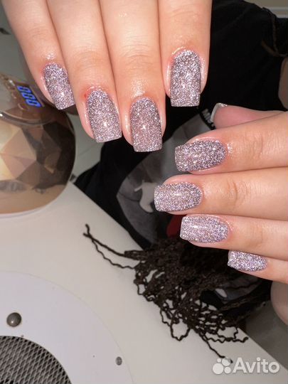 Обучение наращиванию ногтей