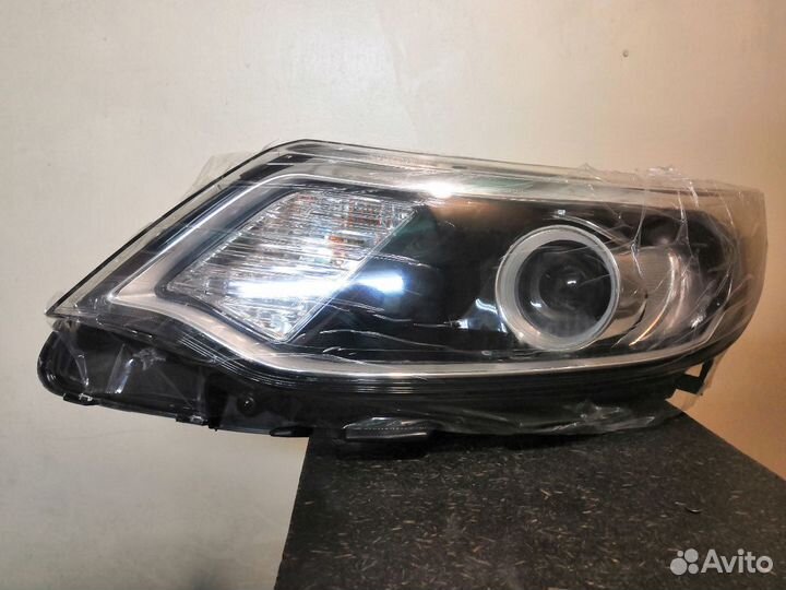 Фара Киа Рио 3 (15-17г)