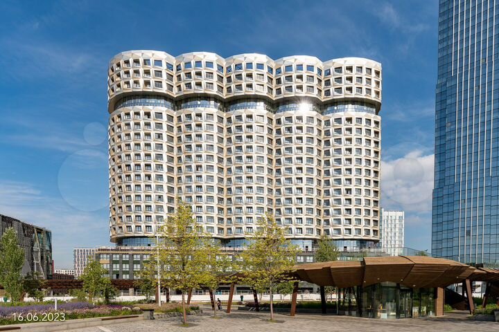 2-к. квартира, 64 м², 11/22 эт.