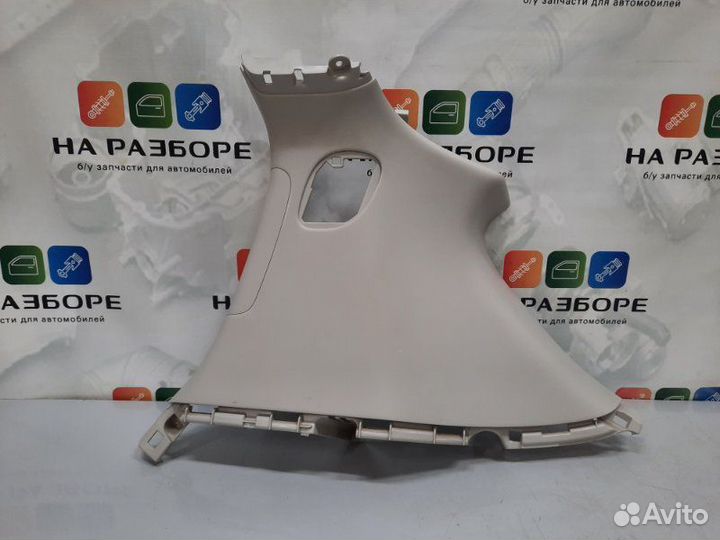 Накладка на стойку внутренняя задняя левая