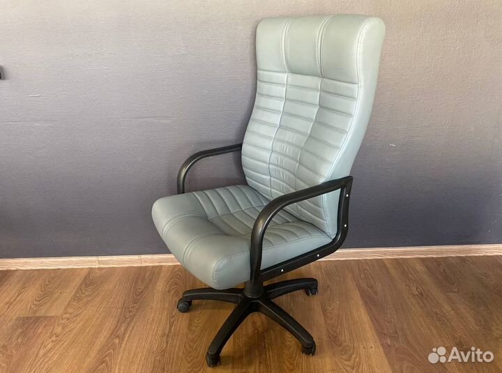 Офисное кресло. Доставка до двери