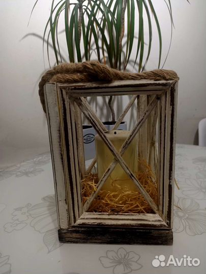 Подсвечник в виде морского фонаря