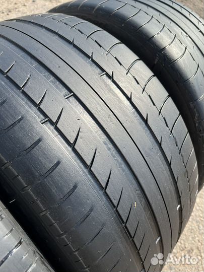 Michelin Pilot Sport 255/40 R20 и 295/35 R20 101Y