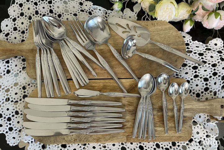 Столовые приборы