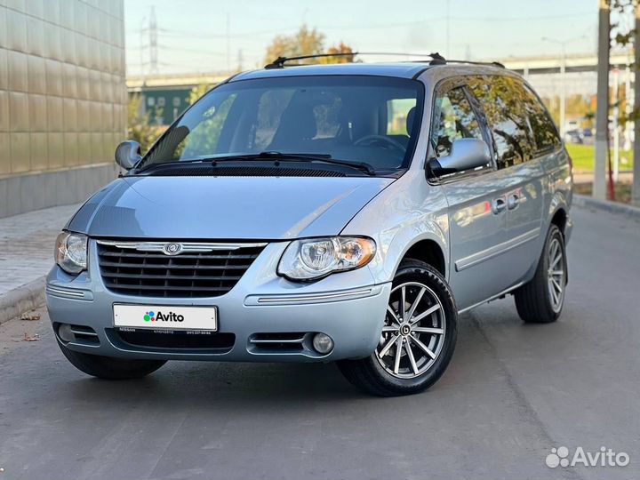 Chrysler Town & Country 3.3 AT, 2008, 120 000 км