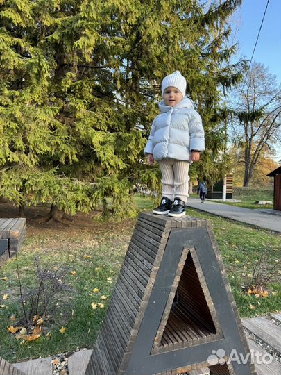 Пуховик зимний на девочку 80размер