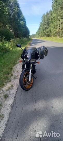 Yamaha FZS 600 Fazer