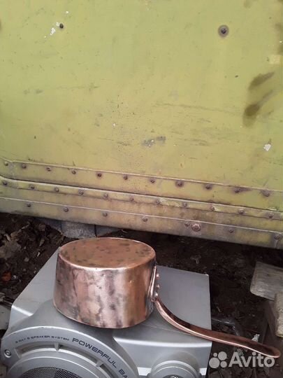 Медный ковш