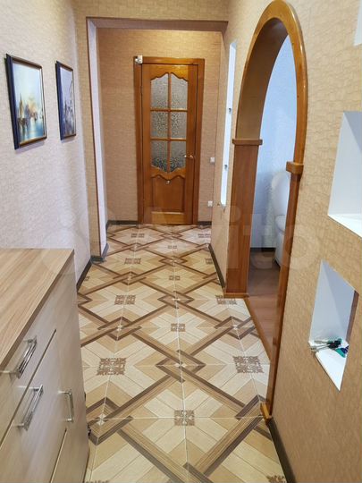 2-к. квартира, 55 м², 3/9 эт.