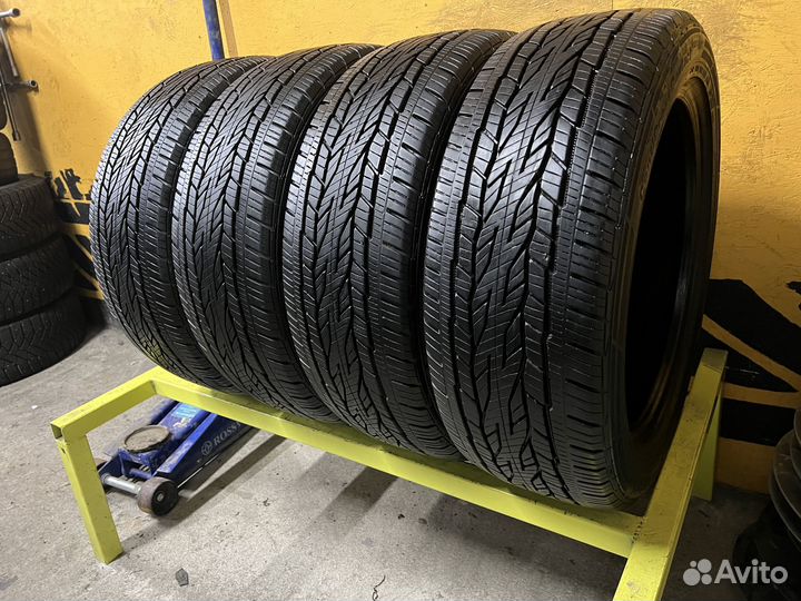 Continental ContiCrossContact LX2 215/50 R17