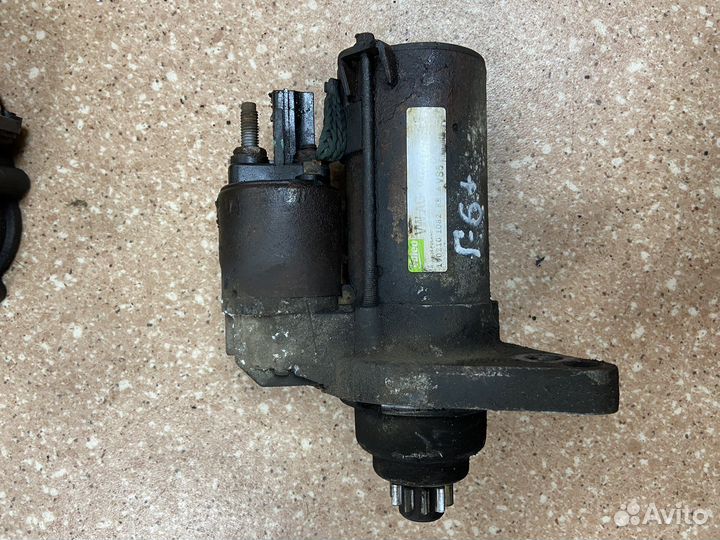 Стартер Volkswagen Golf Plus 05-14г