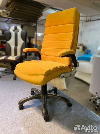 Компьютерное кресло