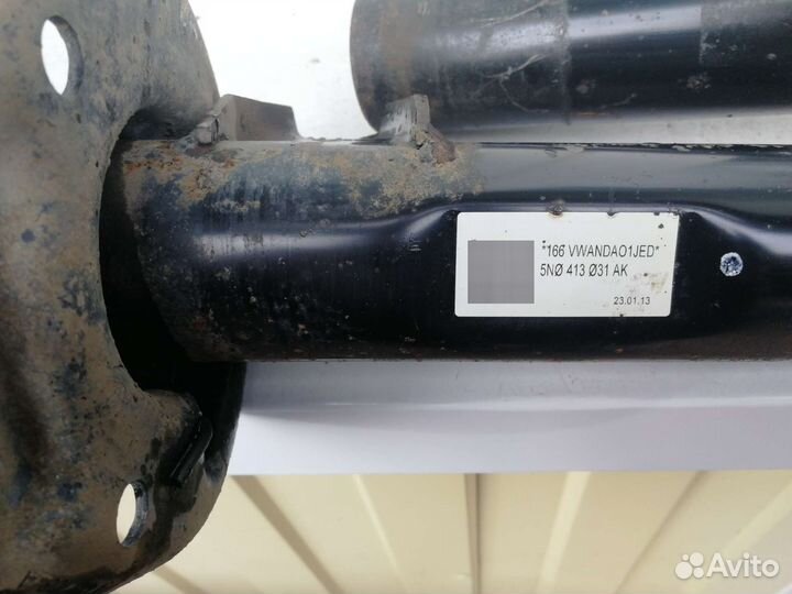 Стойки передние tiguan