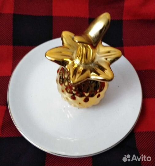 Тарелка декоративная для украшений