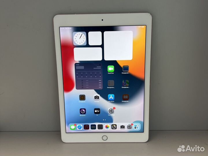 iPad pro 9.7 32gb sim wifi