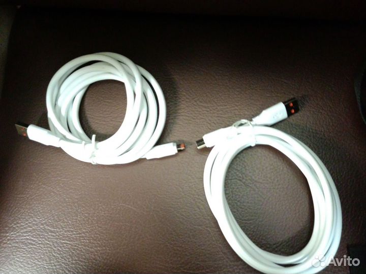 Кабели 2 метровые для айфона и юизби