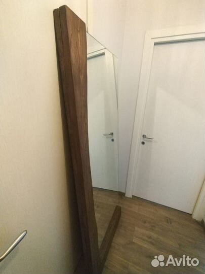 Винтажное напольное зеркало