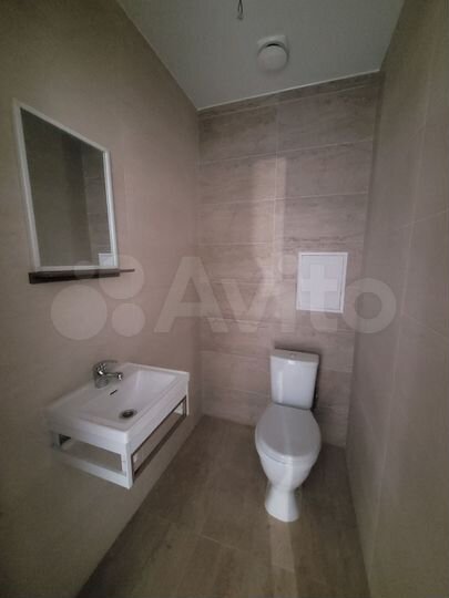 2-к. квартира, 68 м², 1/3 эт.