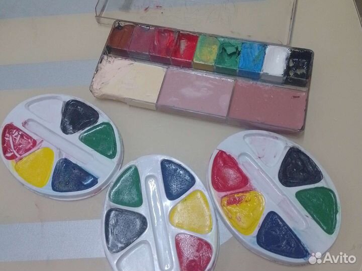 Краски для грима