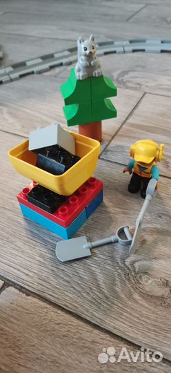 Lego duplo поезд с ж.дорогой(три набора)