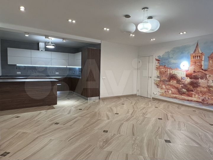 4-к. квартира, 118 м², 4/24 эт.