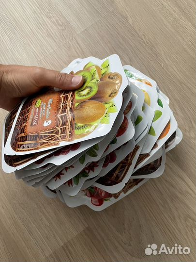 Маска увлажняющая отбеливающая фруктовая