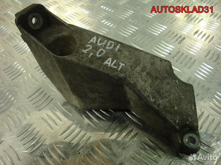 Кронштейн двигателя левый Audi A4 B6 8E0199307A
