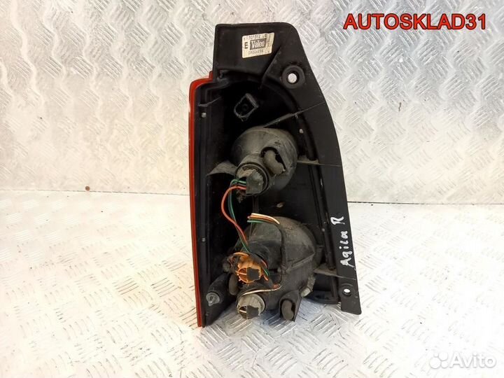 Фонарь задний правый Opel Agila A 09204254
