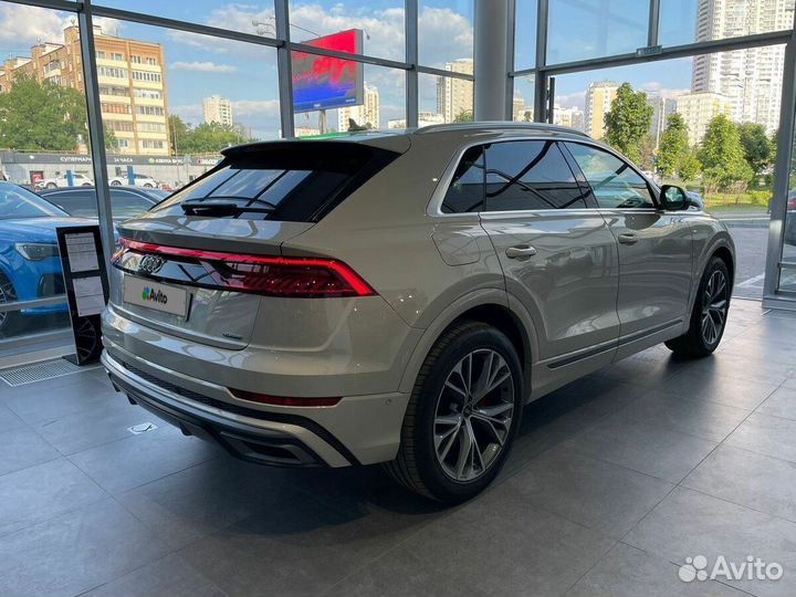 Audi Q8 3.0 AT, 2022