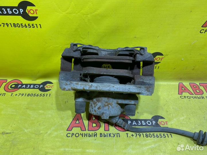 Суппорт передний левый Renault Megane 2 рейст F4R