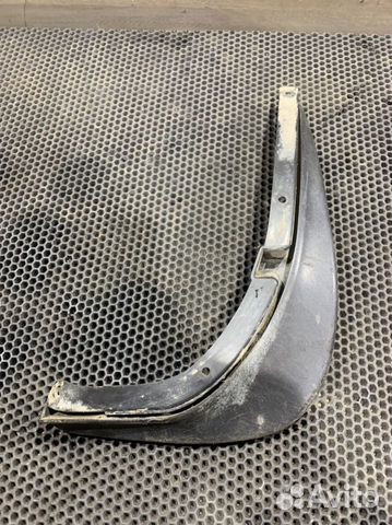 Брызговик задний правый Skoda Octavia A5