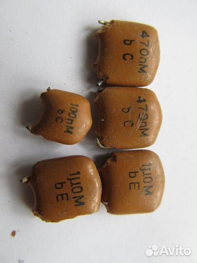 Конденсаторы км