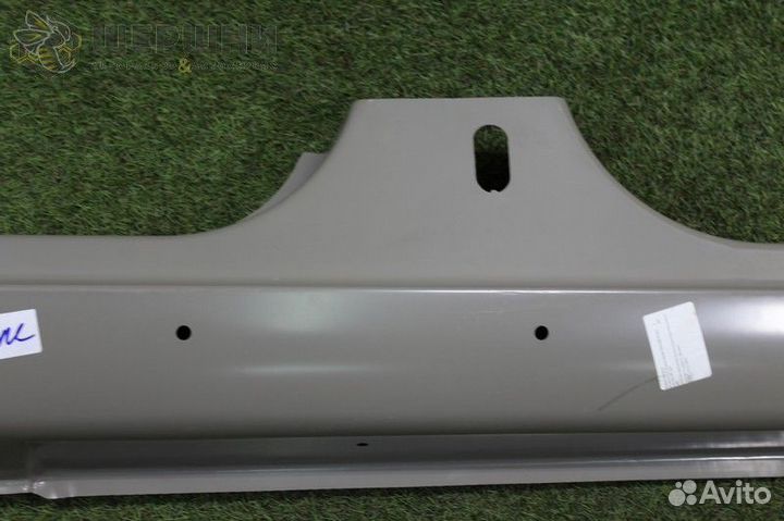 Порог LH Foc II (2533011 (уц)