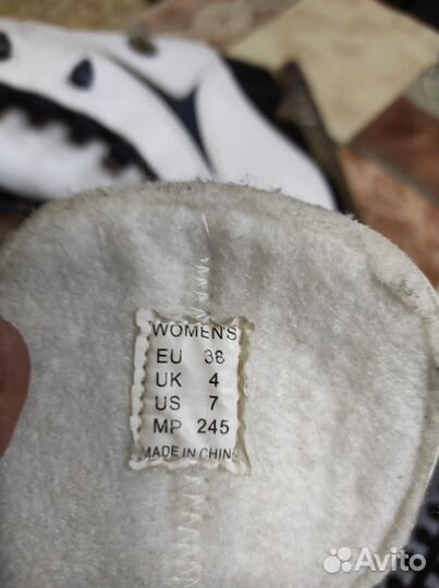 Коньки фигурные