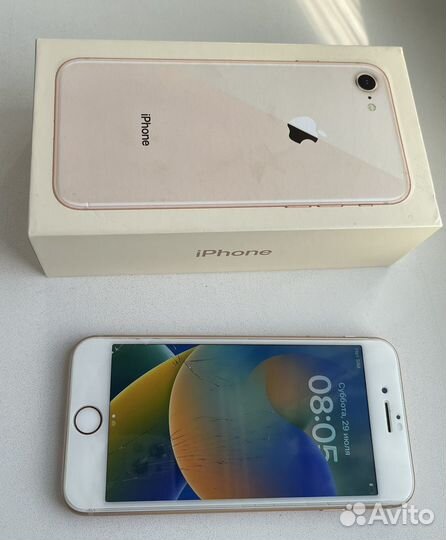 Телефон iPhone 8 64GB