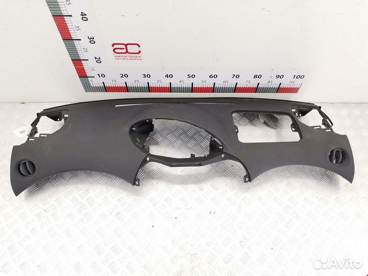 Торпедо (панель передняя) для Toyota Yaris 1