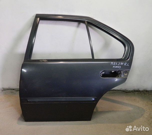 Дверь задняя левая Nissan Maxima J30