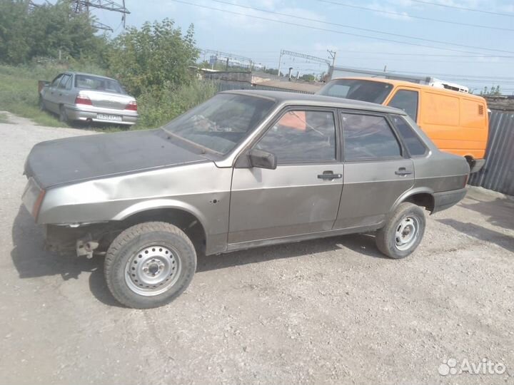 Продажа автозапчастей разбор автомобиля