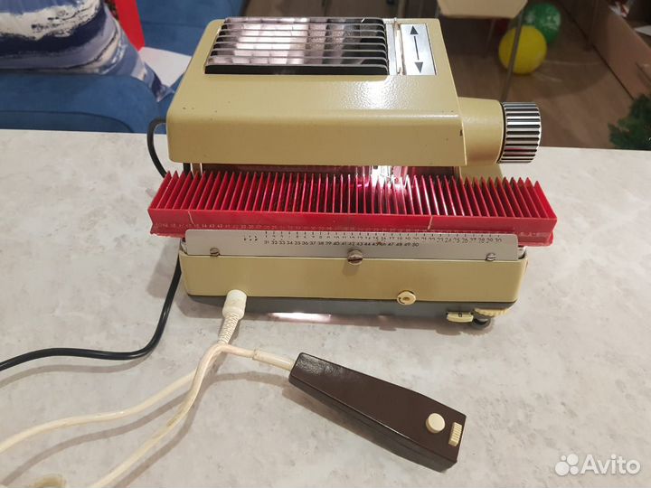 Немецкий винтажный слайд-проектор Liesegang Fantax