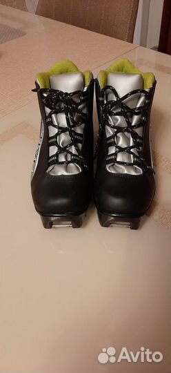 Лыжные ботинки 36 размер
