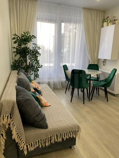 2-к. квартира, 42 м², 2/15 эт.