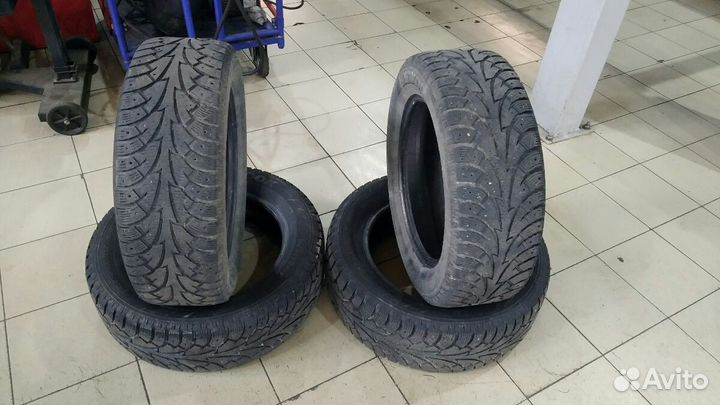 Hankook Winter I'Pike 225/60 R17