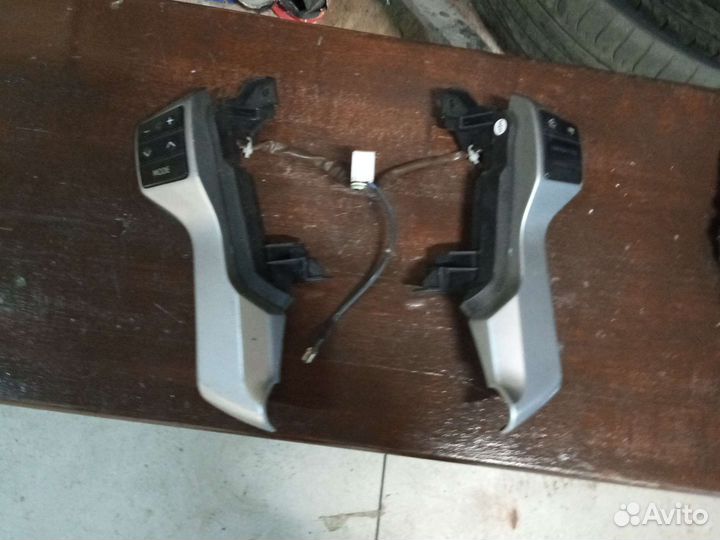 Кнопки руля для Toyota Land Cruiser Prado 150