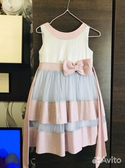 Платье праздничное